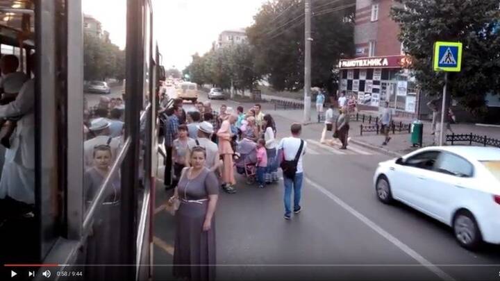 Джанмаштами в трамвае, начало путешествия, Ижевск 25.08.2016